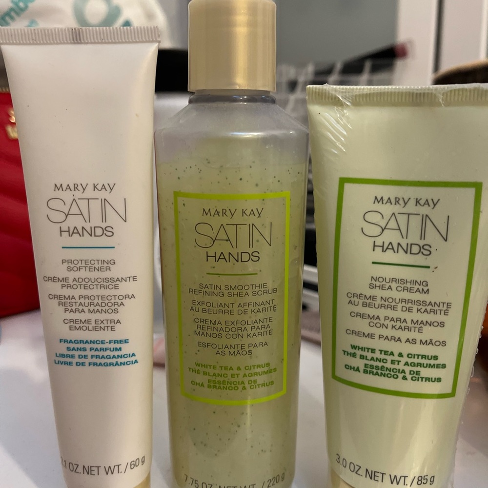 Mary Kay Satin Hands